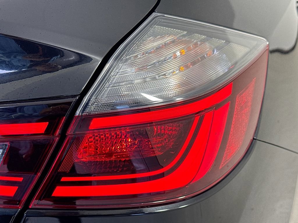 Used 2019 Honda Insight EX image 30