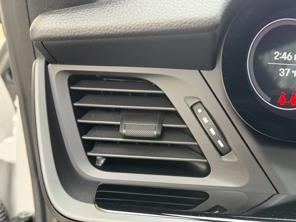 Used 2023 Porsche 911 Carrera T image 30