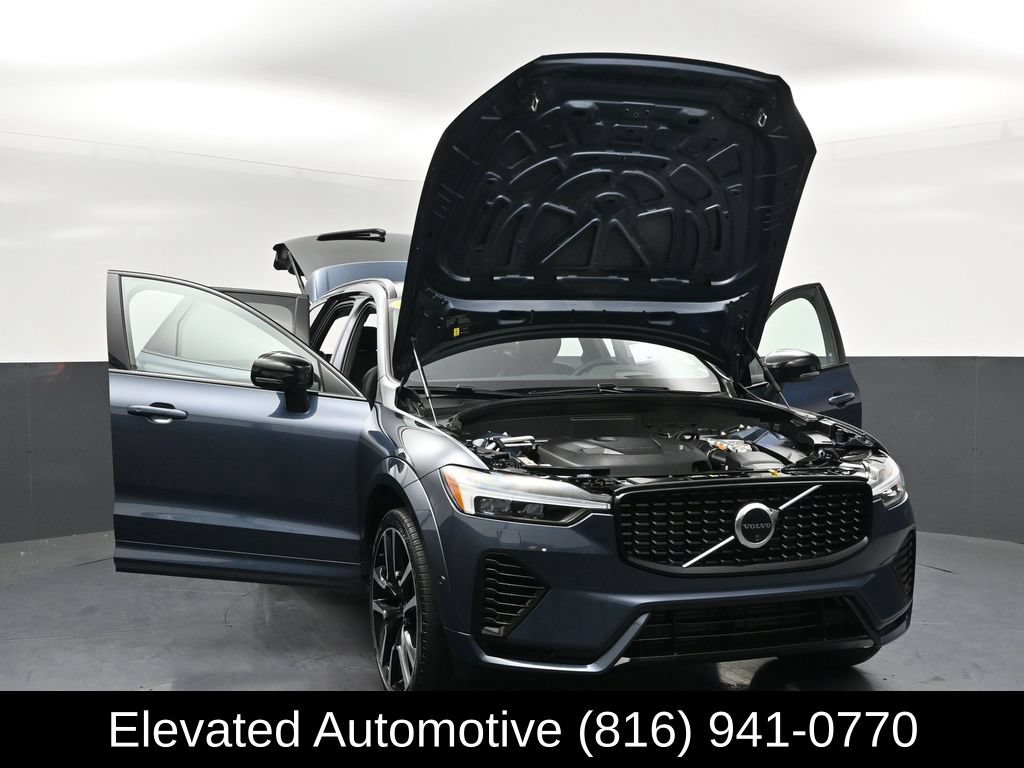 Used 2024 Volvo XC60 T8 Ultimate w/ Protection Package Premier AWD/4WD image 34