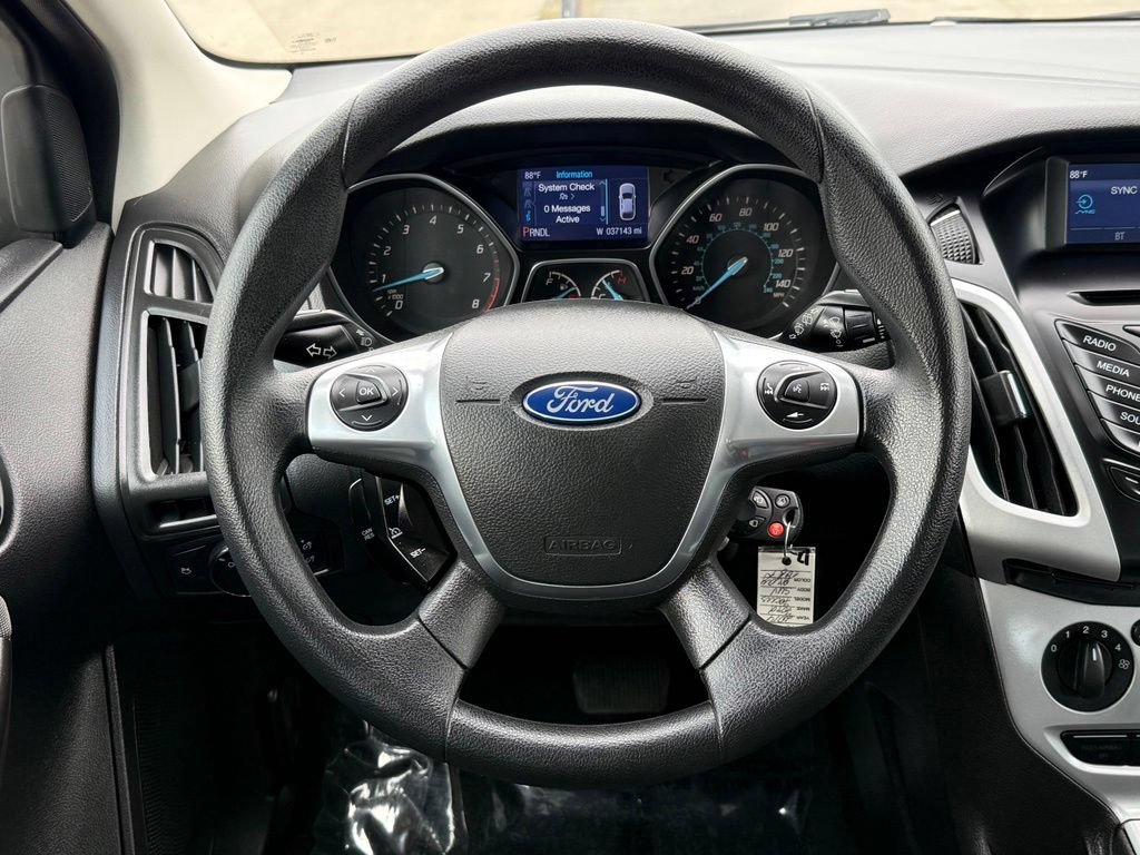 Used 2014 Ford Focus SE FWD image 27