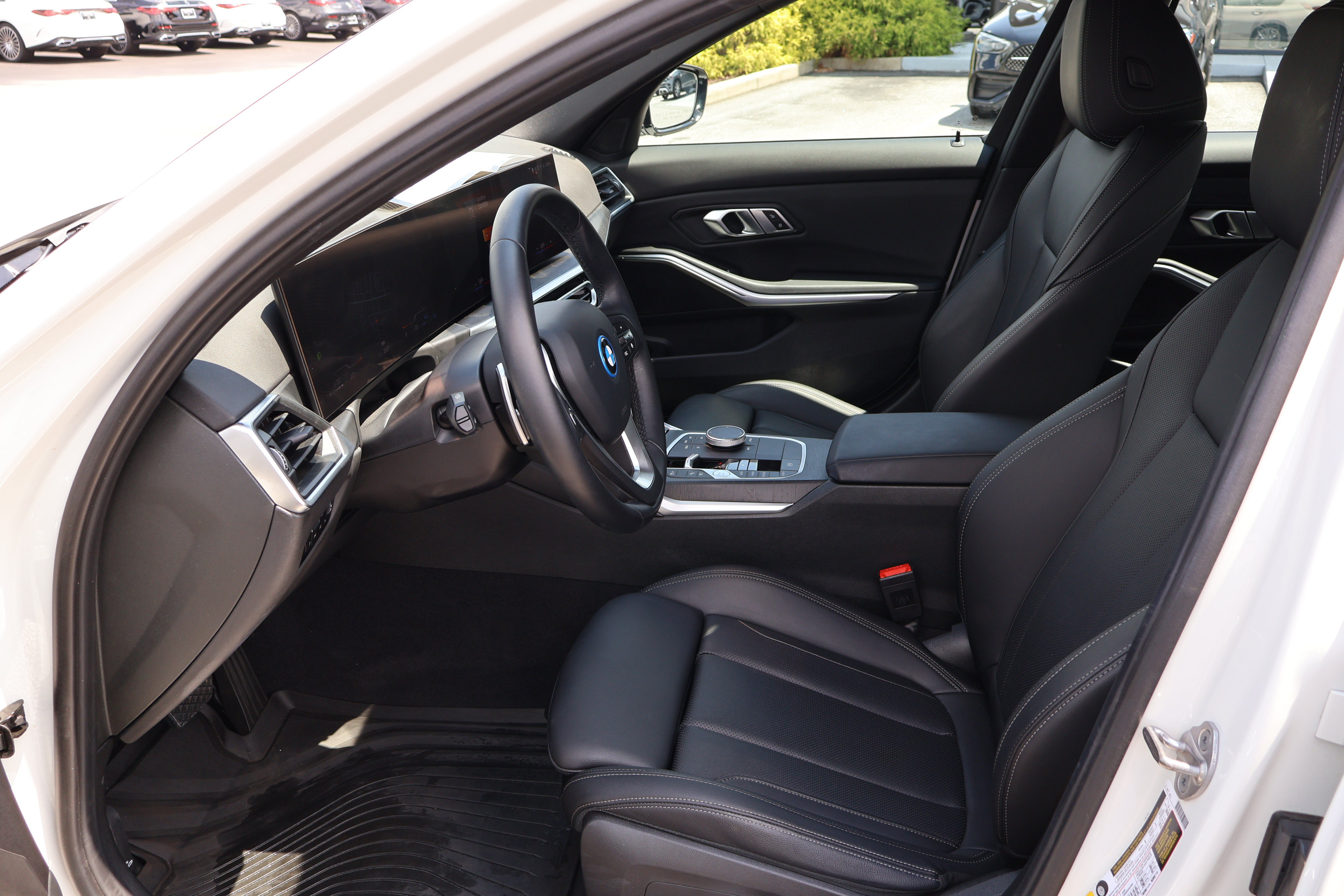 Used 2023 BMW 330e w/ Driving Assistance Package RWD image 11