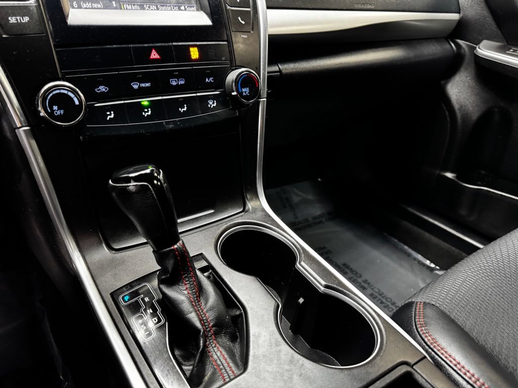 Used 2017 Toyota Camry SE FWD image 26
