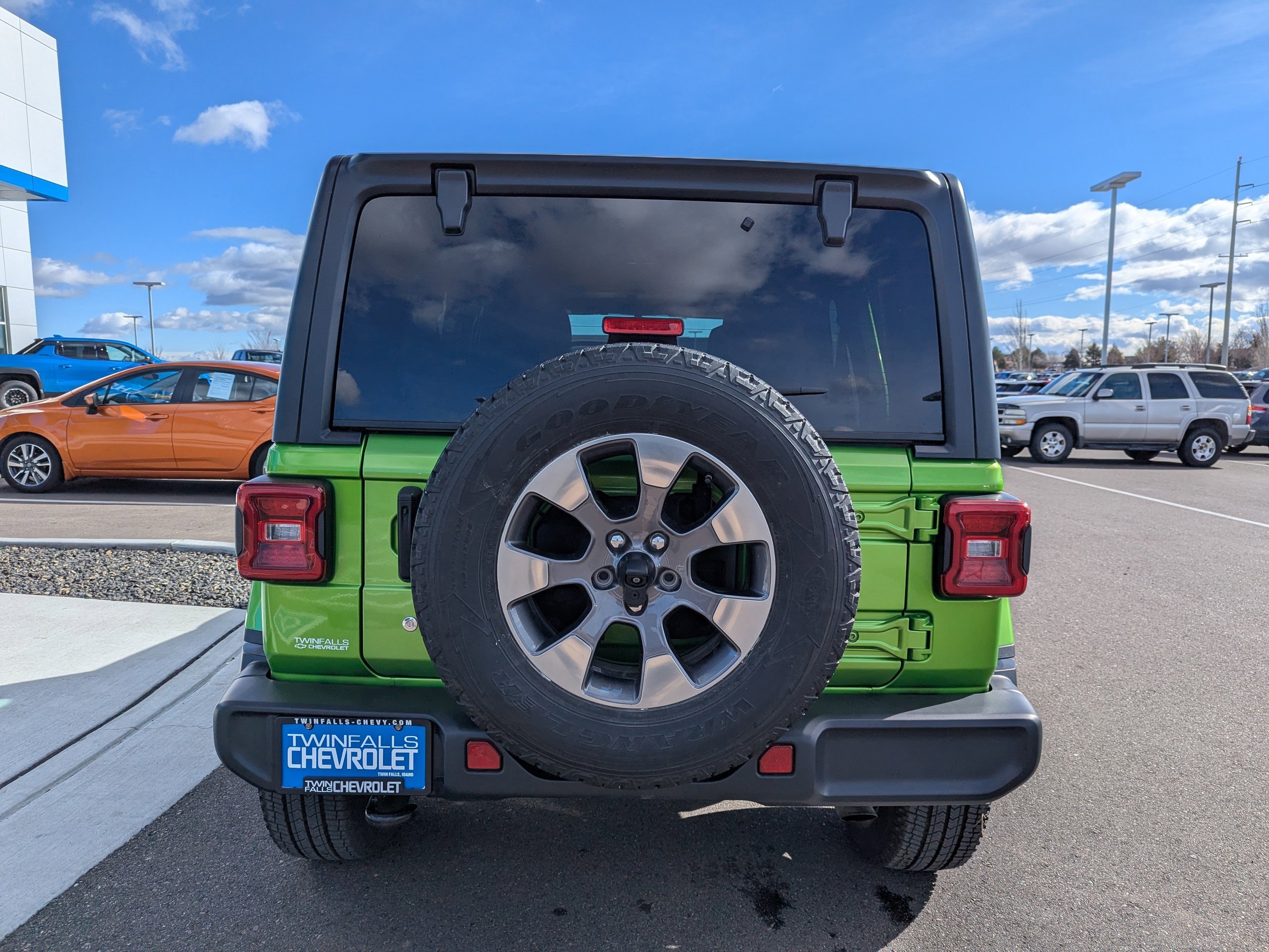 Used 2019 Jeep Wrangler Unlimited Sahara w/ Dual Top Group image 30
