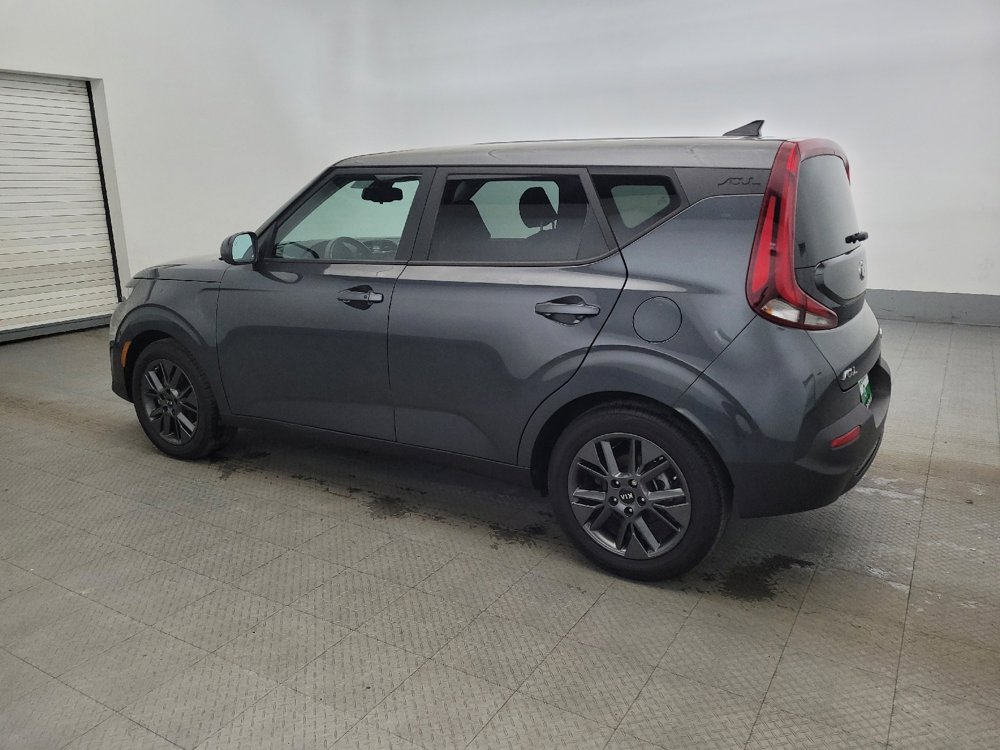 Used 2021 Kia Soul EX image 3