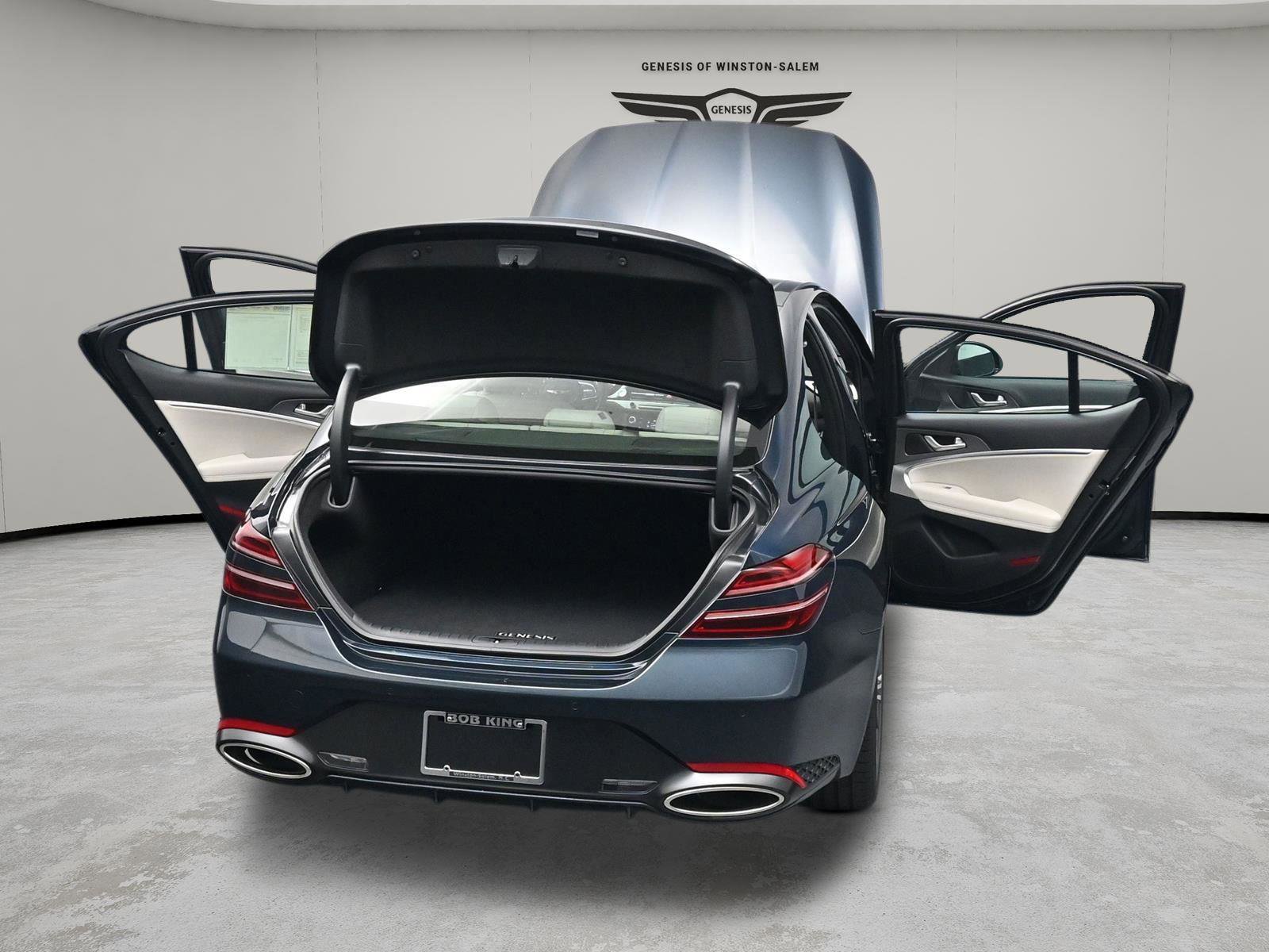 Used 2025 Genesis G70 2.5T w/ Sport Prestige Package image 30