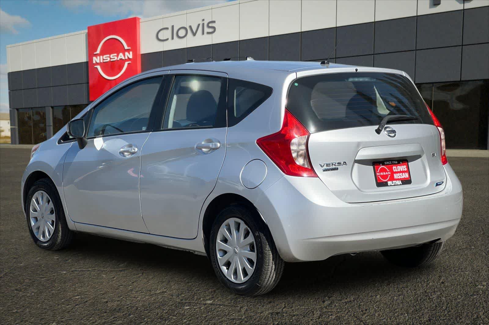 Used 2015 Nissan Versa Note SV FWD image 7