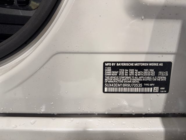 Used 2024 BMW ALPINA XB7 AWD/4WD image 17