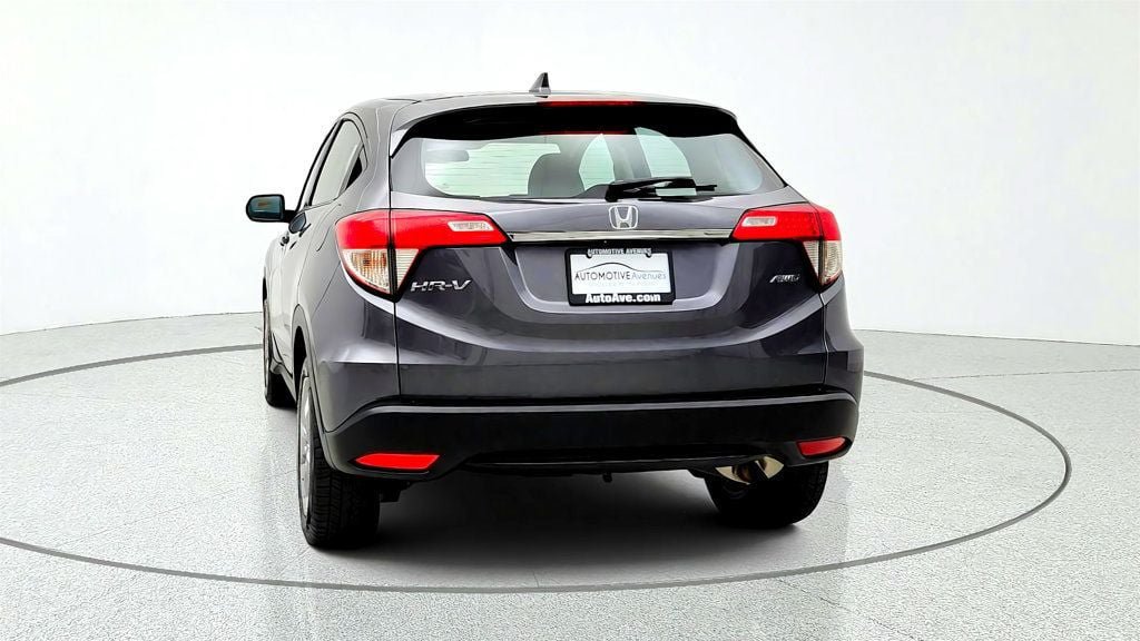 Used 2019 Honda HR-V LX image 6