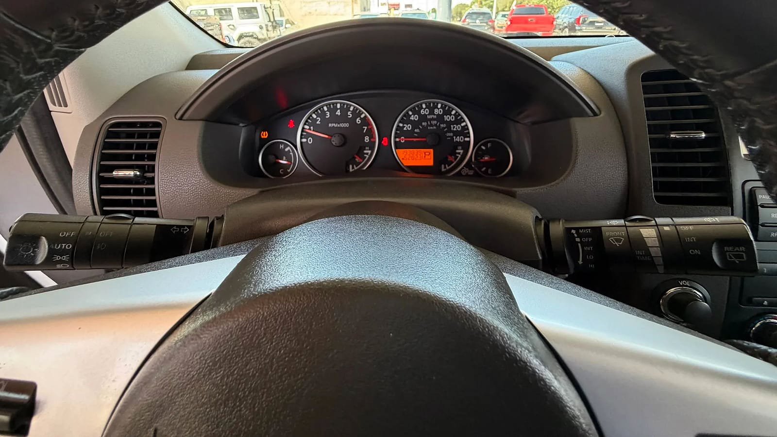 Used 2011 Nissan Pathfinder SV RWD image 26