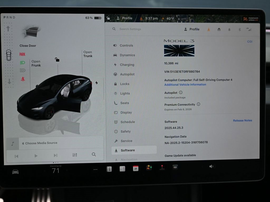 Used 2024 Tesla Model 3 Performance image 28