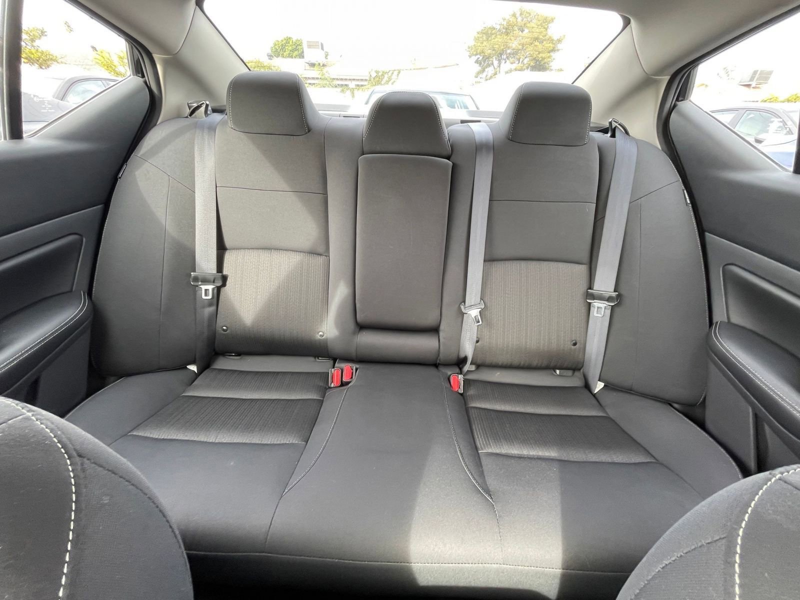 Used 2025 Nissan Altima 2.5 SV image 38