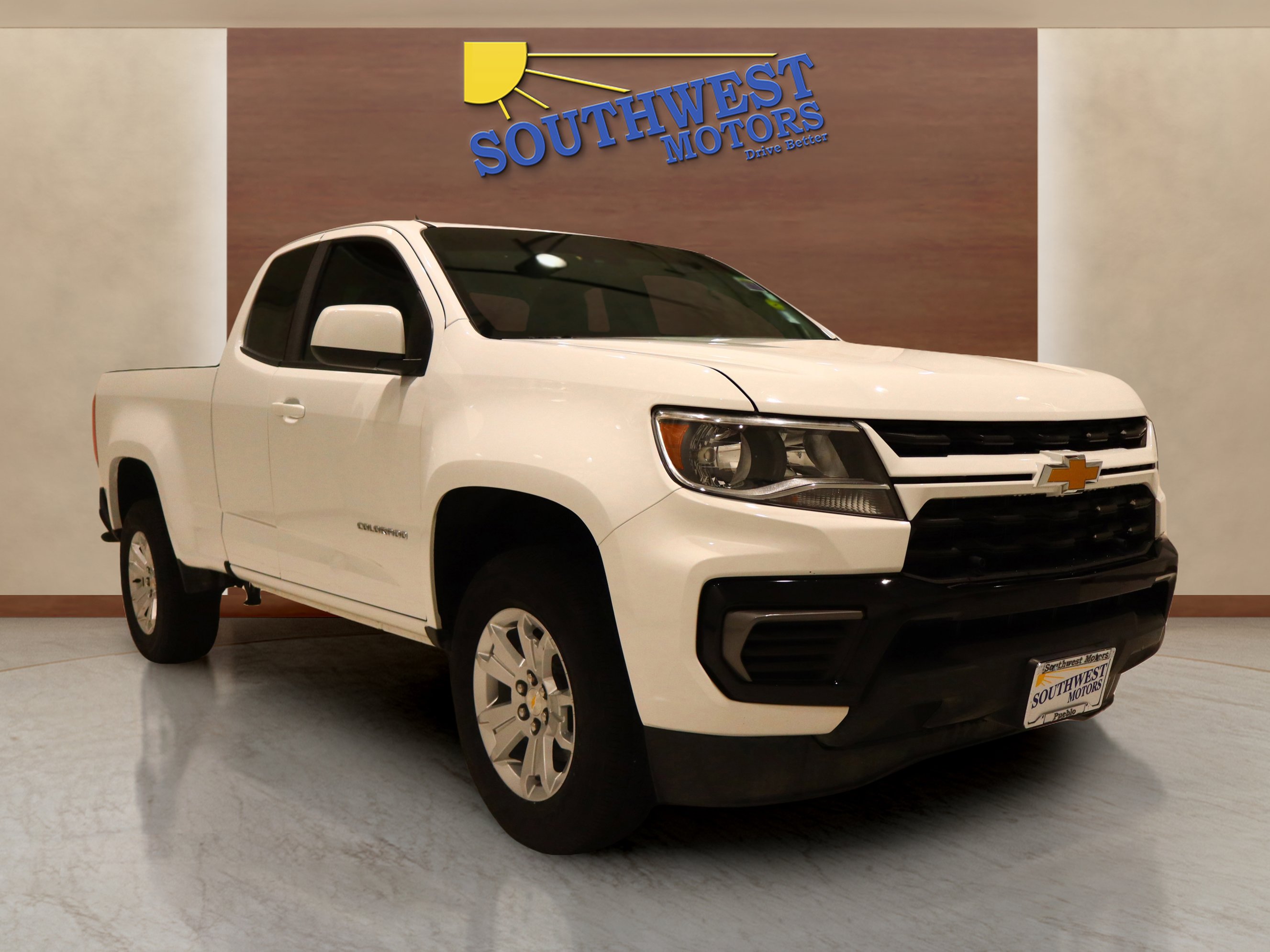 Used 2022 Chevrolet Colorado LT w/ Fleet Safety Package image 5