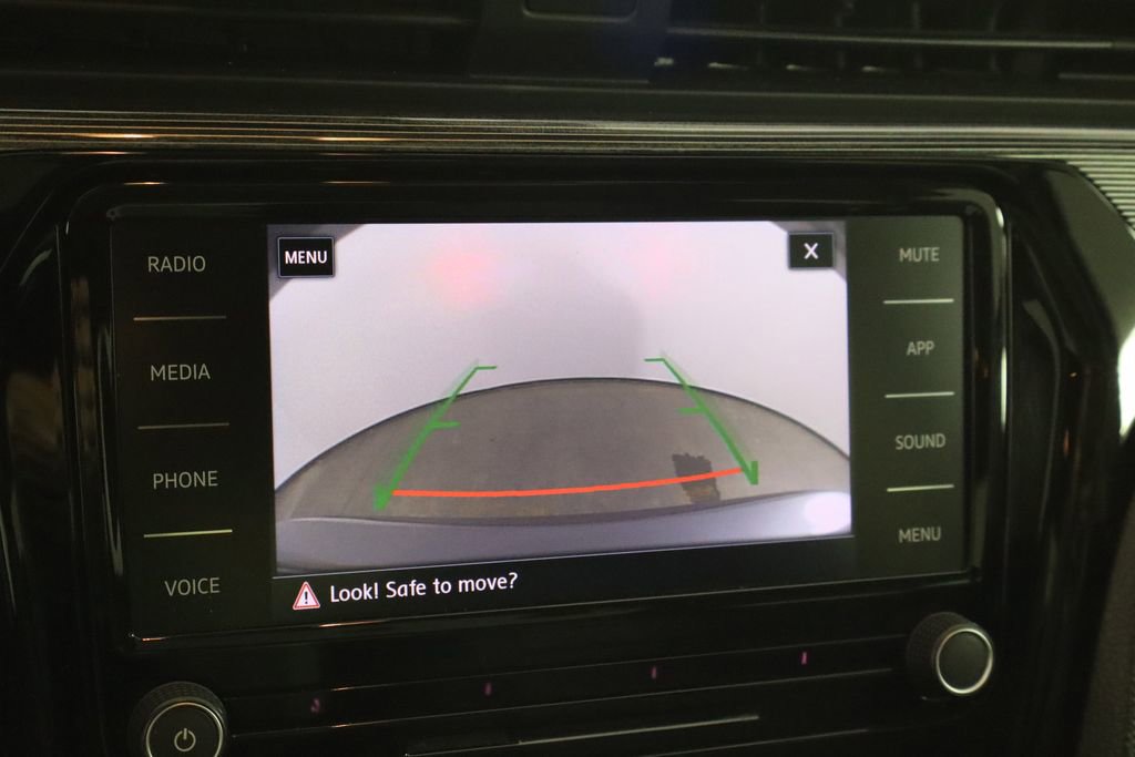 Used 2020 Volkswagen Passat 2.0T R-Line image 44