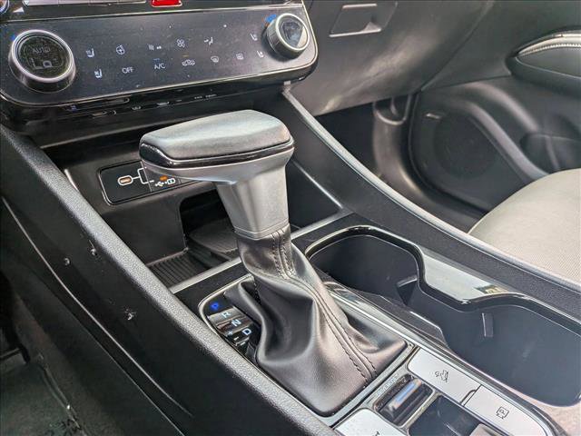 Used 2025 Hyundai Santa Cruz Limited image 18