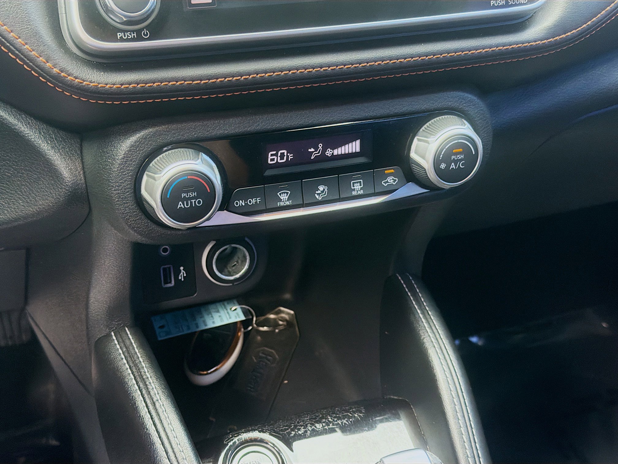 Used 2020 Nissan Kicks SR image 14