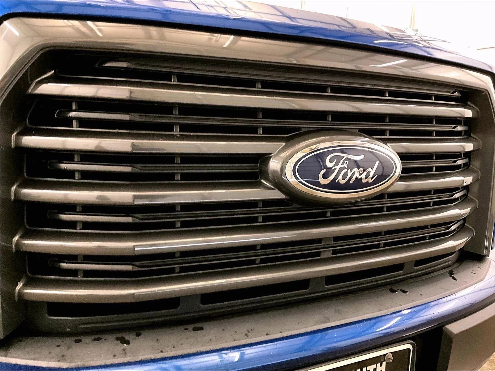 Used 2017 Ford F150 XLT w/ Equipment Group 302A Luxury AWD/4WD image 29