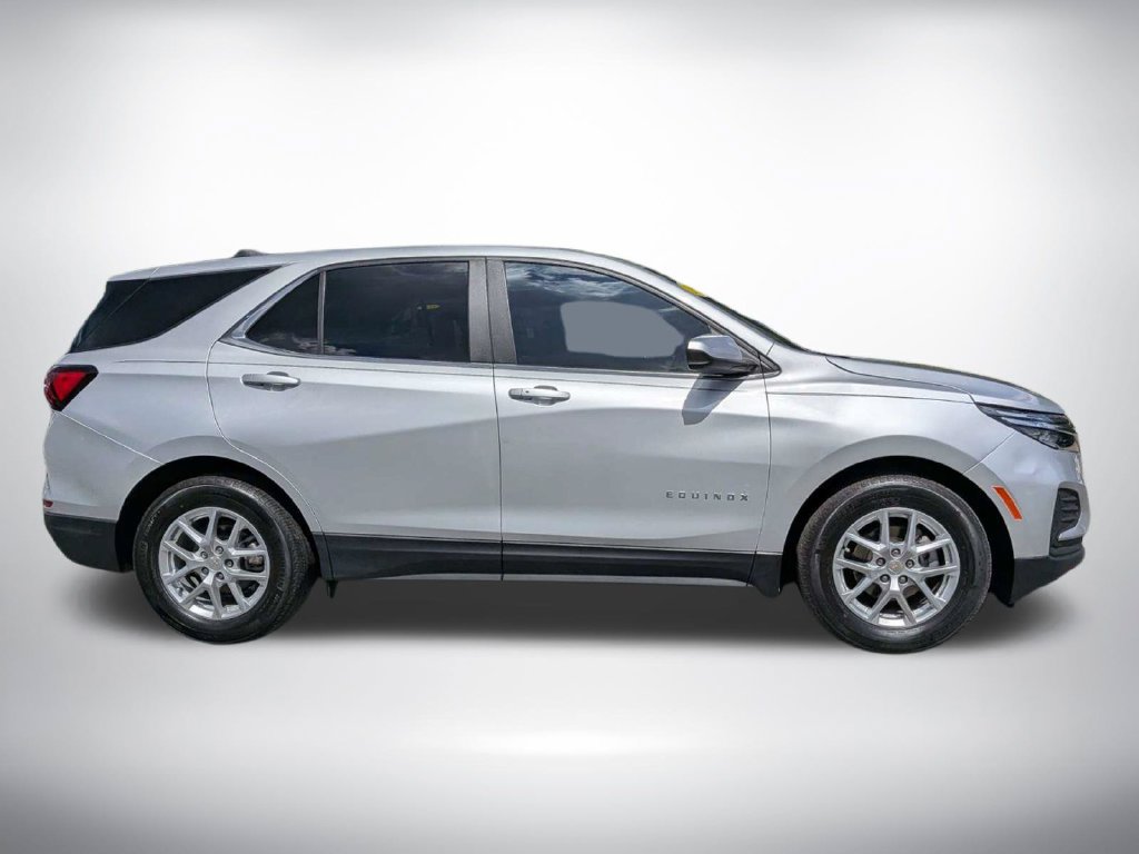 Used 2022 Chevrolet Equinox LT FWD image 3