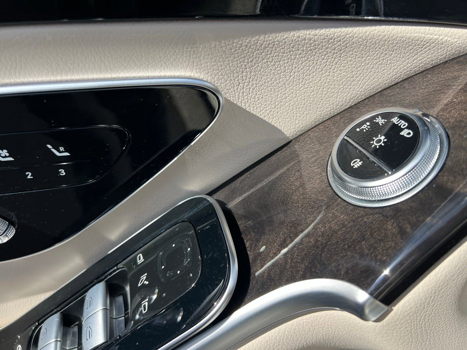 Used 2023 Mercedes-Benz S 500 4MATIC image 37