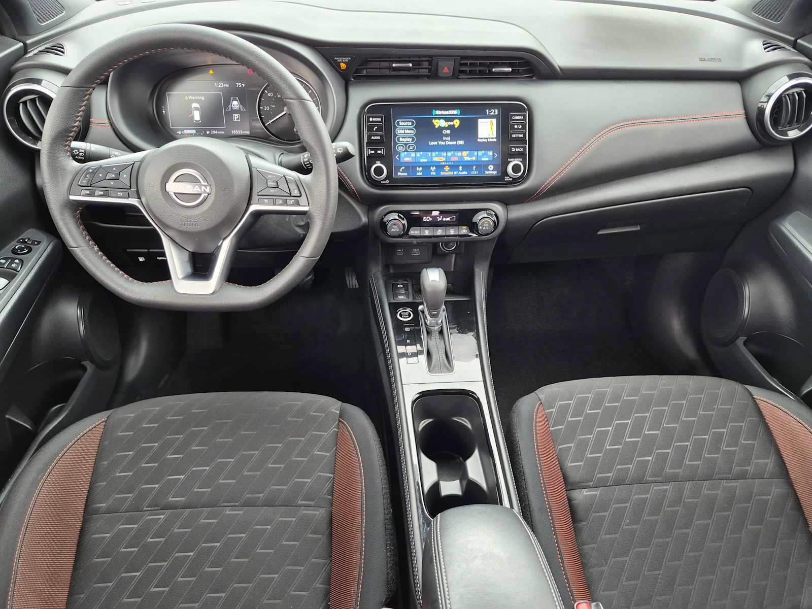 Used 2024 Nissan Kicks SR FWD image 9