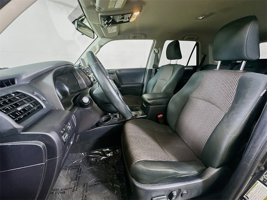 Used 2018 Toyota 4Runner TRD Off-Road image 15