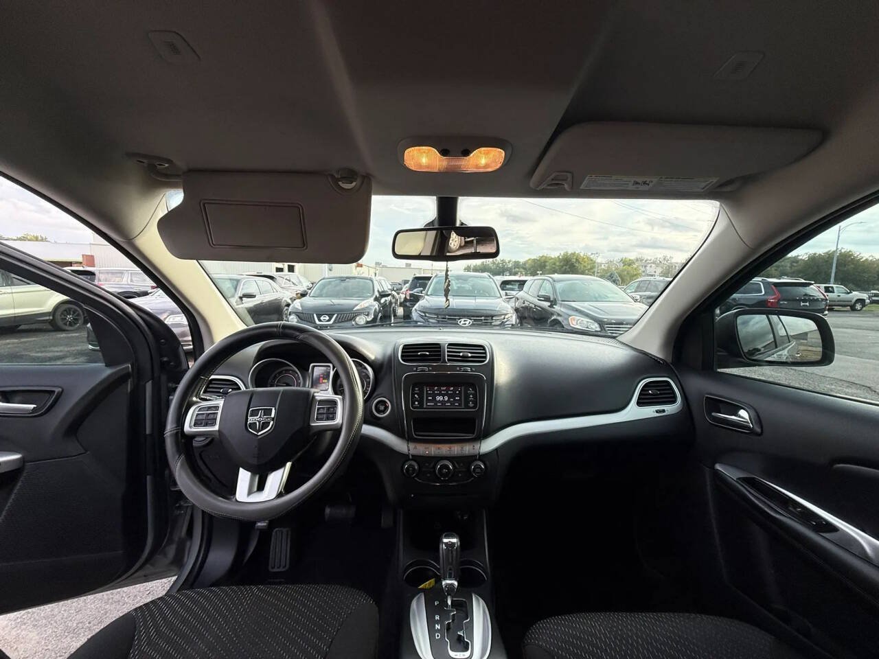 Used 2020 Dodge Journey SE w/ SE Popular Equipment Group FWD image 12