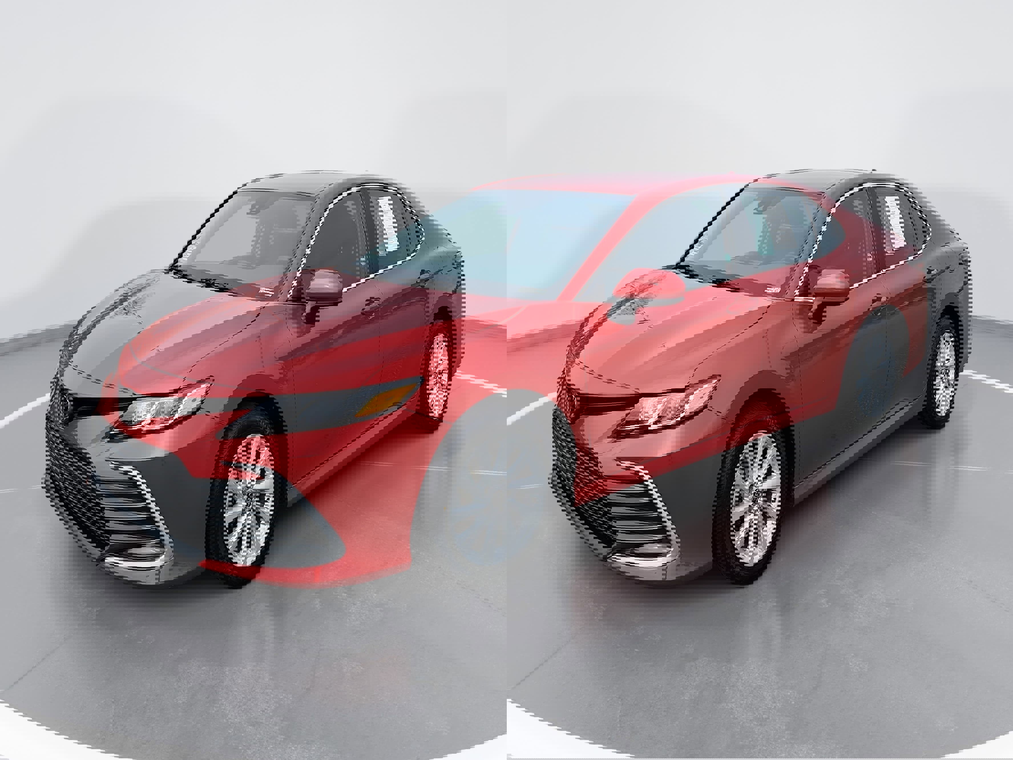 Used 2024 Toyota Camry LE image 7