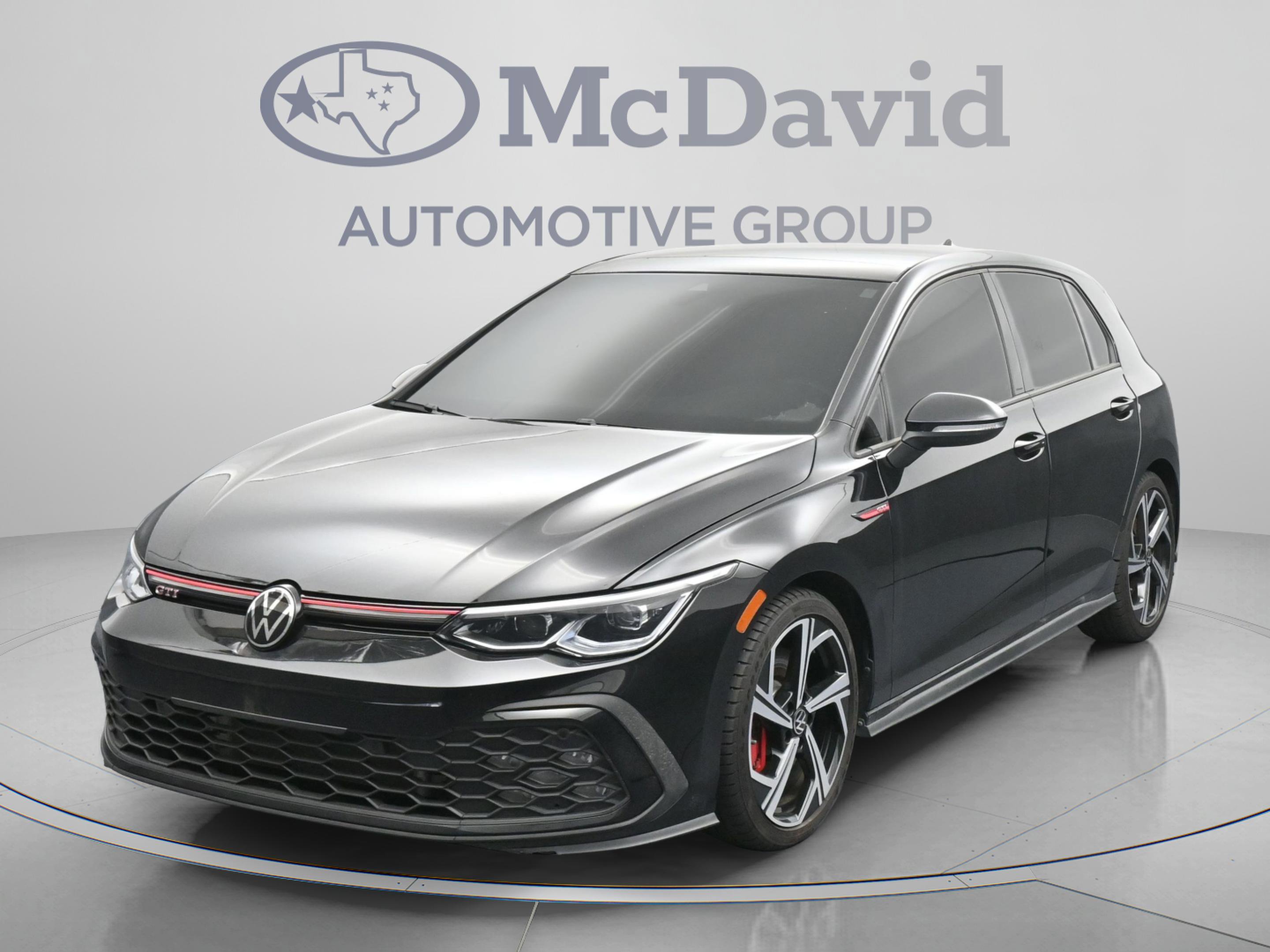 Used 2024 Volkswagen GTI SE FWD image 4