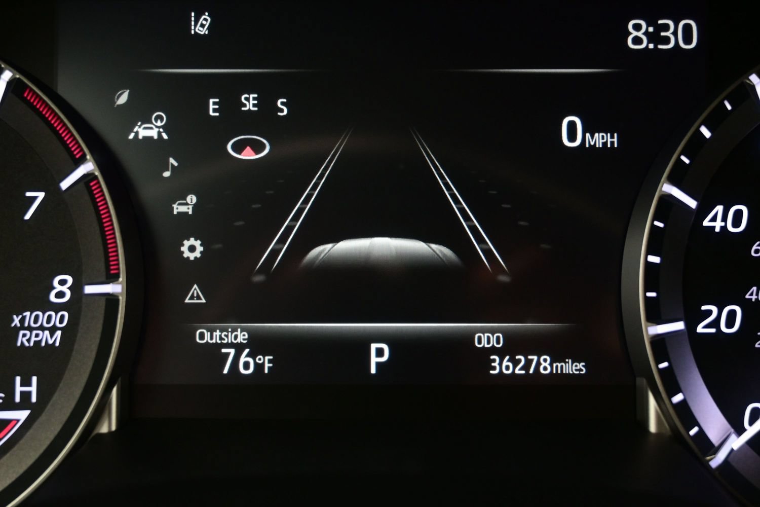 Used 2023 Toyota Highlander XLE AWD/4WD image 28