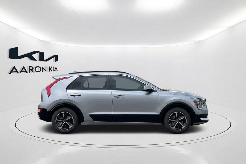 New 2026 Kia Niro EX w/ EX Premium Package FWD image 8