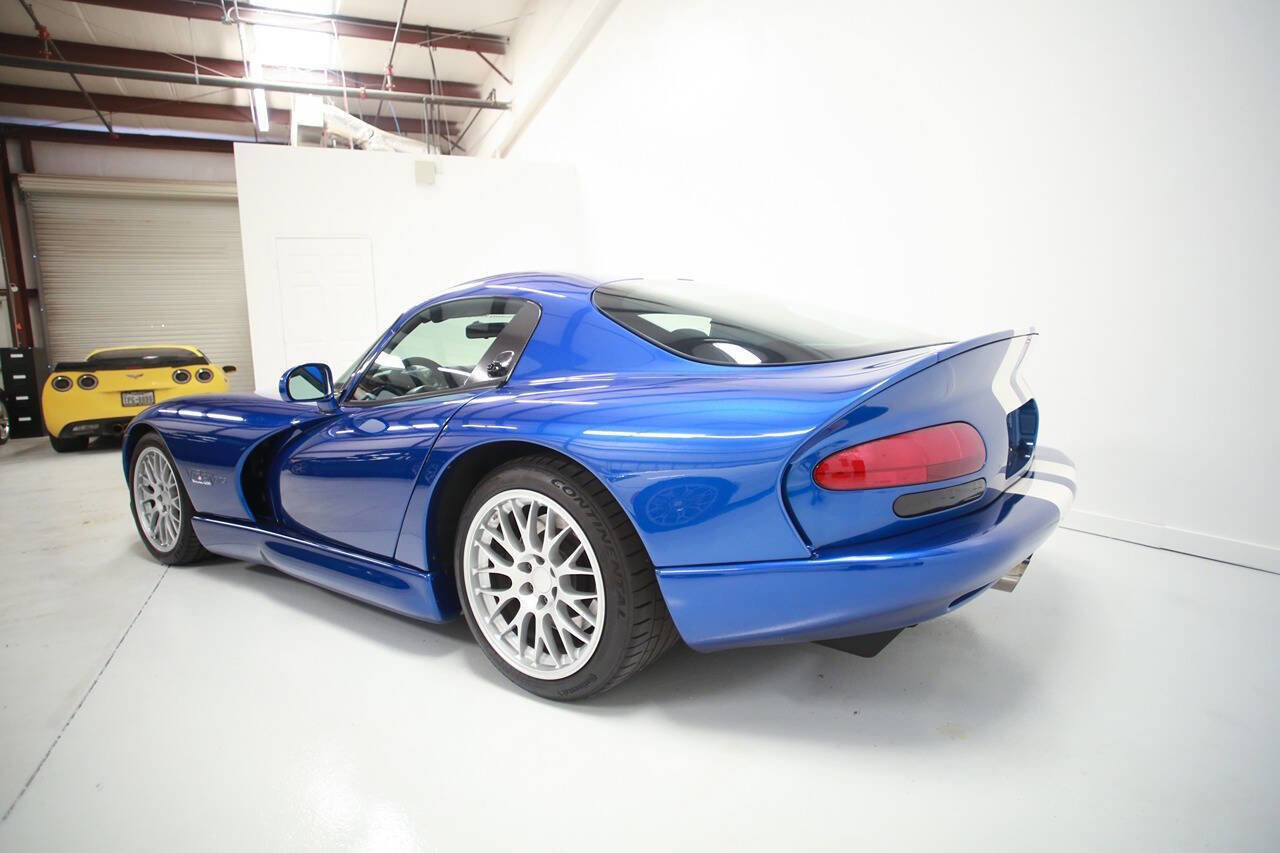 Used 1997 Dodge Viper GTS RWD image 5