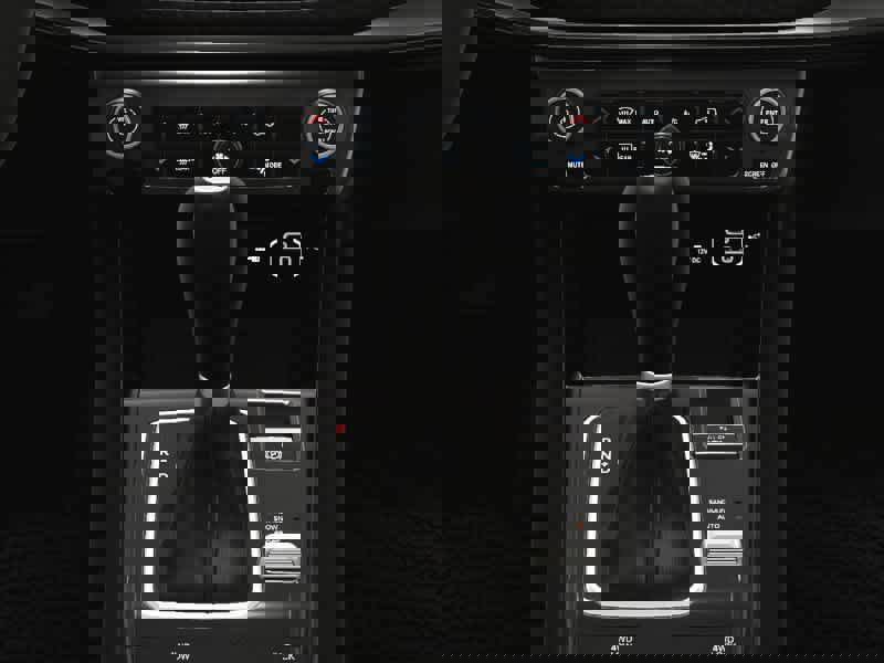 Used 2025 Jeep Compass Latitude w/ Sun & Sound Group AWD/4WD image 25