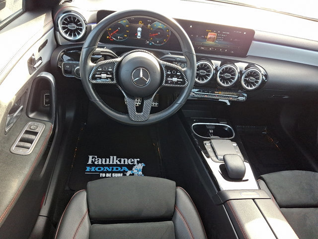 Used 2023 Mercedes-Benz CLA 250 4MATIC image 11