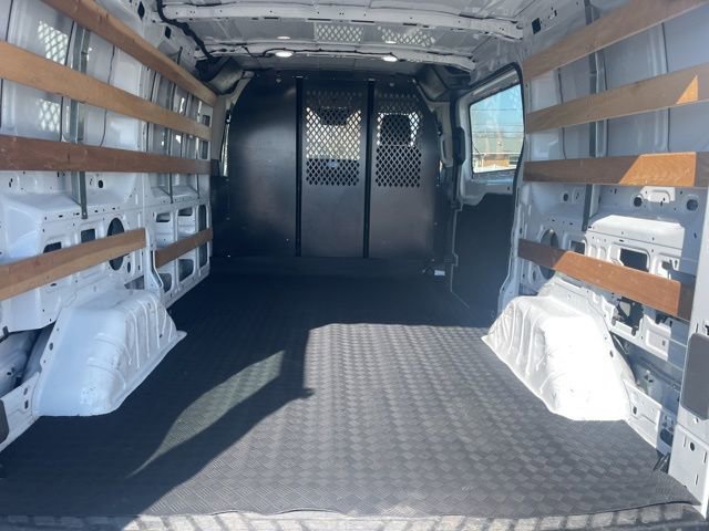 Used 2023 Ford Transit 250 Low Roof AWD w/ Exterior Upgrade Package image 18