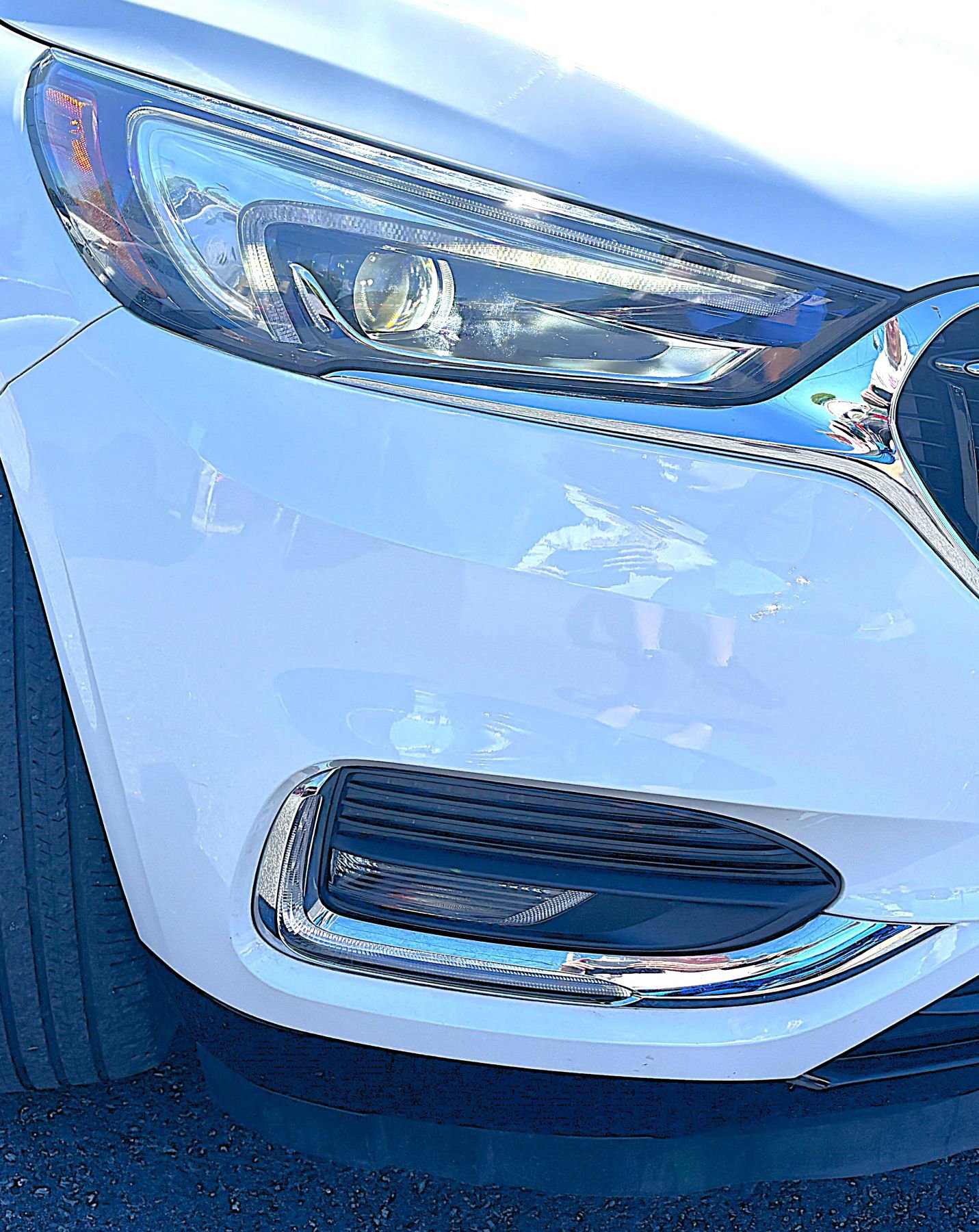 Used 2019 Buick Enclave Essence AWD/4WD image 7