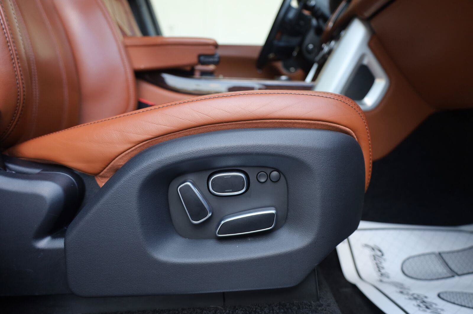 Used 2014 Land Rover Range Rover Autobiography AWD/4WD image 32