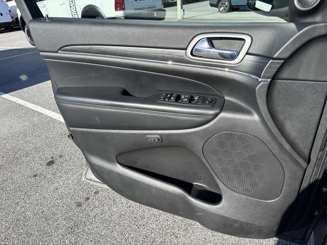 Used 2021 Jeep Grand Cherokee Limited image 17