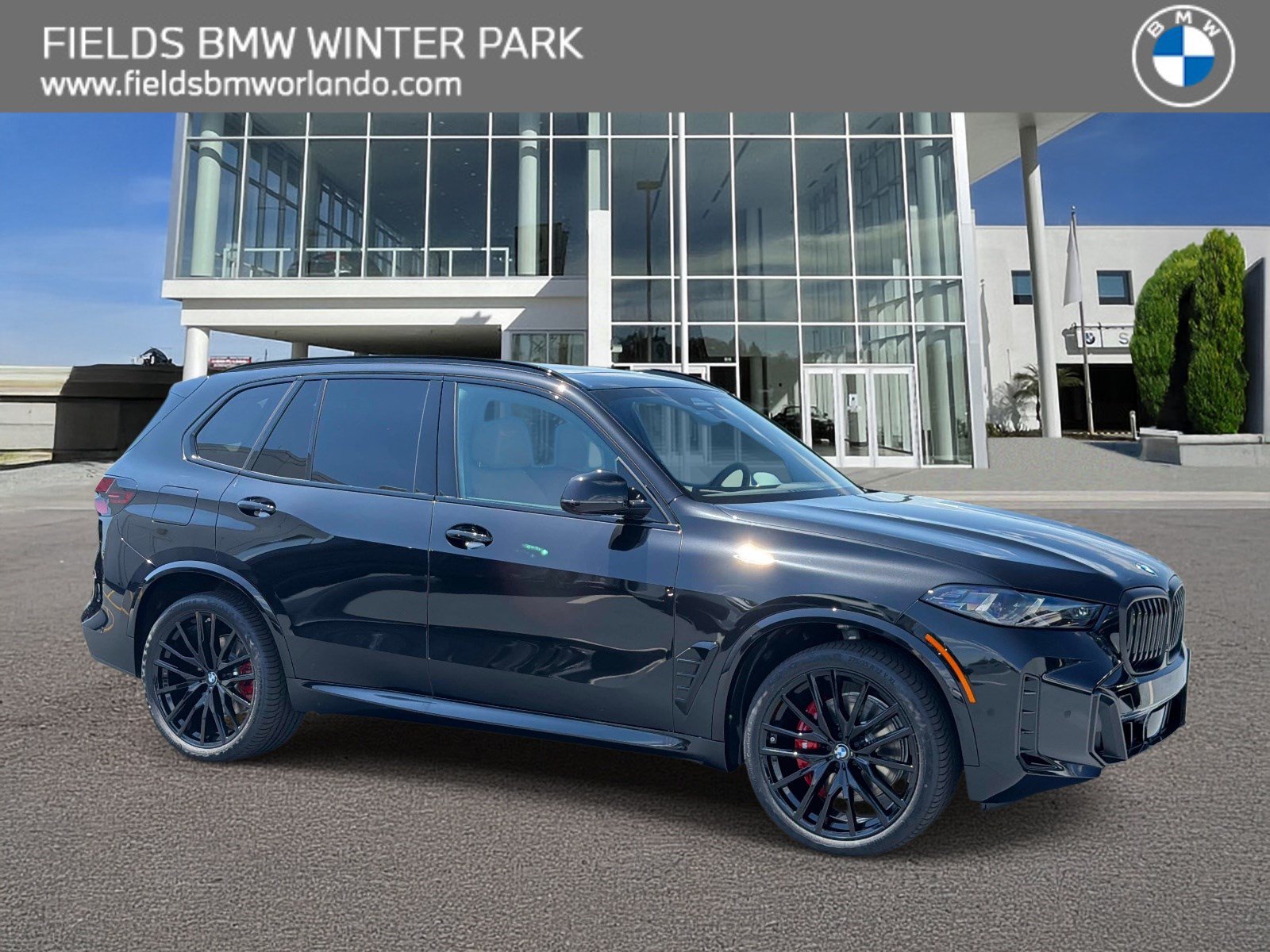New 2026 BMW X5 xDrive40i w/ M Sport Package AWD/4WD image 1