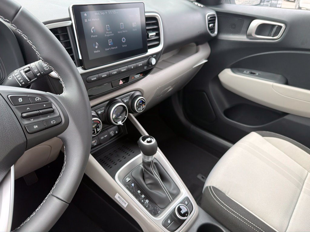 New 2026 Hyundai Venue SEL FWD image 27