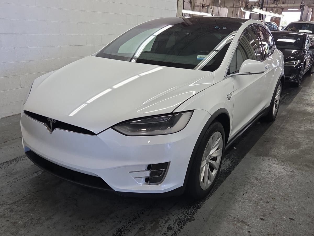 Used 2019 Tesla Model X Long Range AWD/4WD image 5