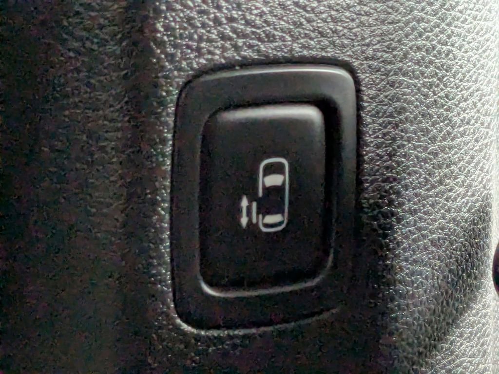 Used 2022 Kia Carnival SX FWD image 21