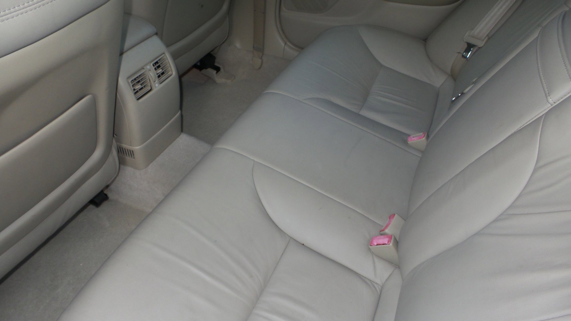 Used 2004 Lexus ES 330 image 16