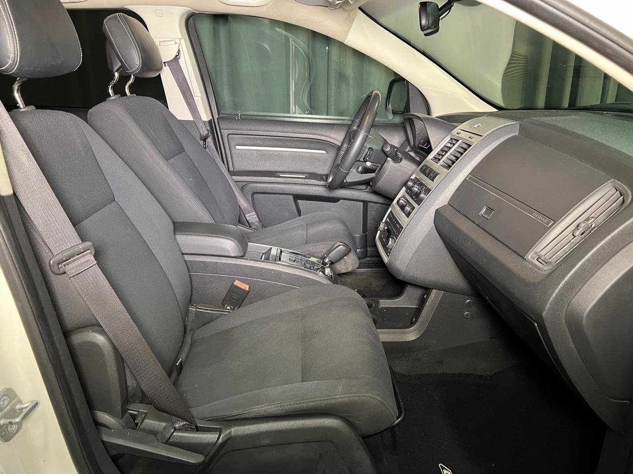 Used 2010 Dodge Journey SXT w/ Flexible Seating Group FWD image 7