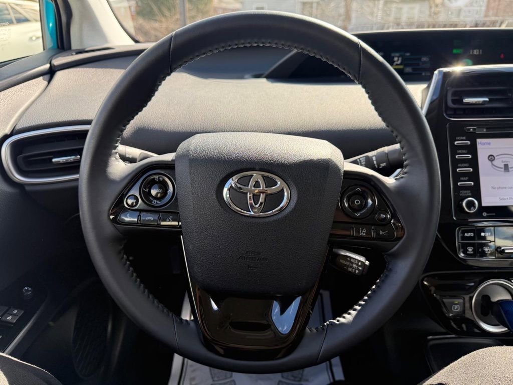 Used 2022 Toyota Prius Prime LE image 22