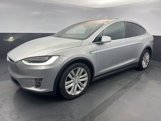Used 2016 Tesla Model X 90D image 2
