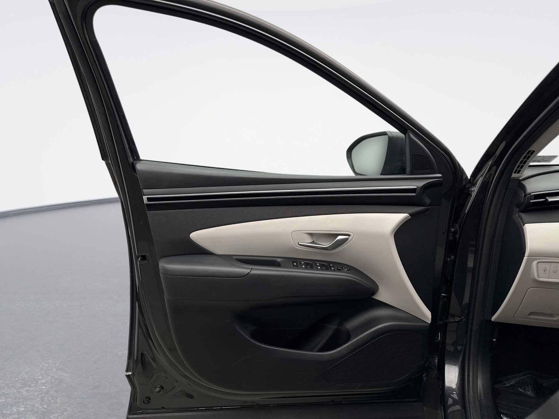 Used 2023 Hyundai Tucson SEL w/ Convenience Package image 9