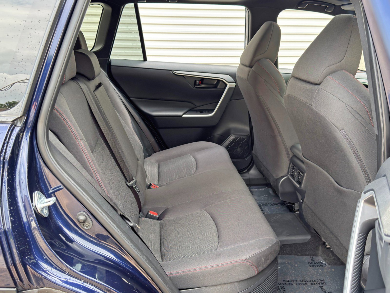 Used 2021 Toyota RAV4 SE w/ Weather & Moonroof Package AWD/4WD image 36