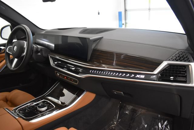 Used 2026 BMW X5 xDrive40i w/ Executive Package AWD/4WD image 18