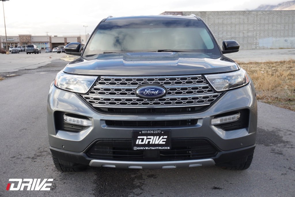 Used 2023 Ford Explorer Limited image 4