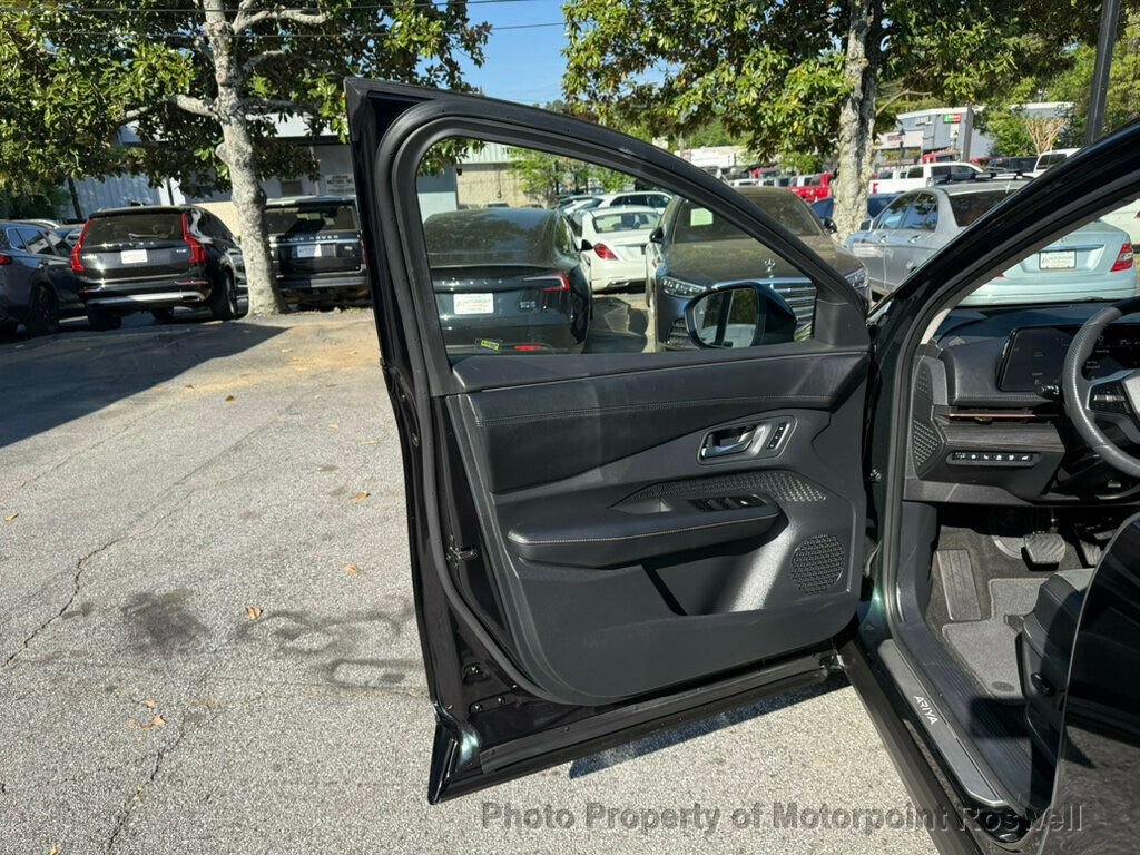 Used 2024 Nissan Ariya FWD image 9