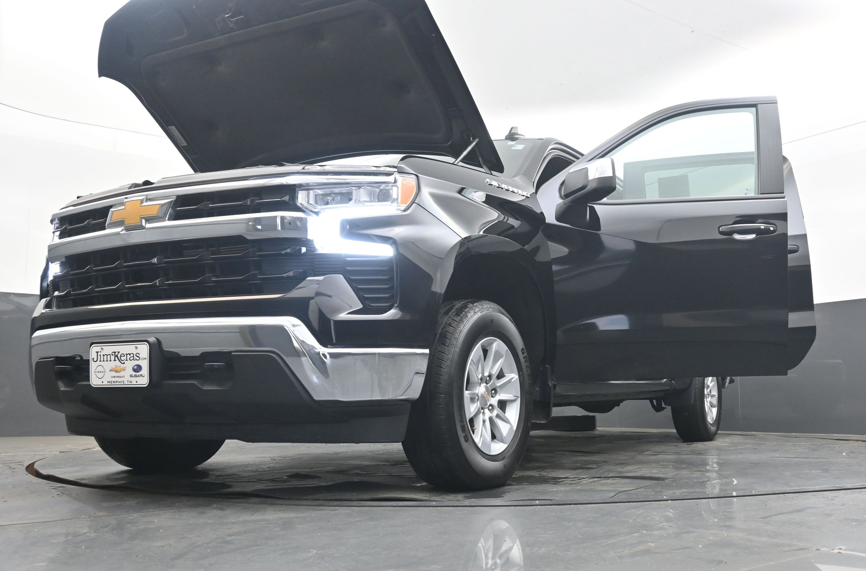 Used 2025 Chevrolet Silverado 1500 LT image 38